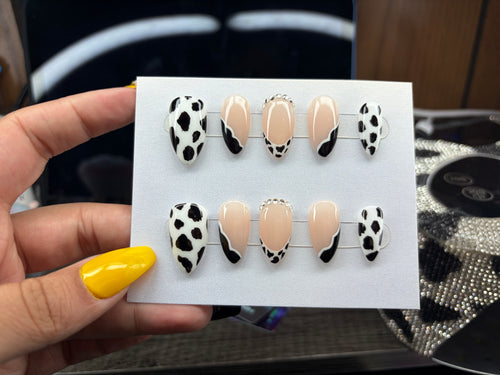 Cow print 🖤